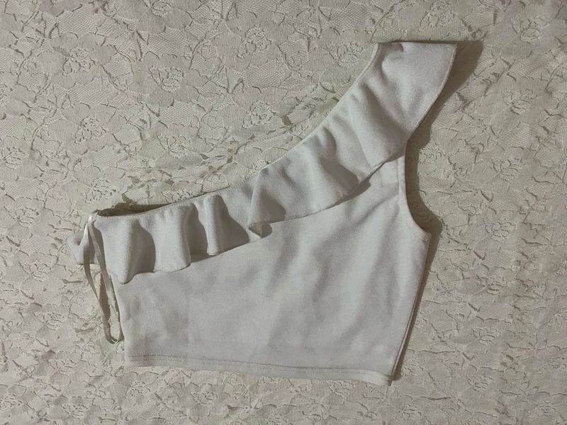 Cute White One-Shoulder Ruffle Crop Top