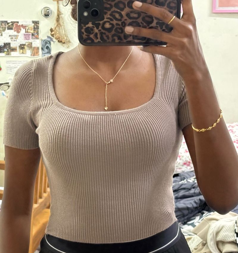 basic ribbed top