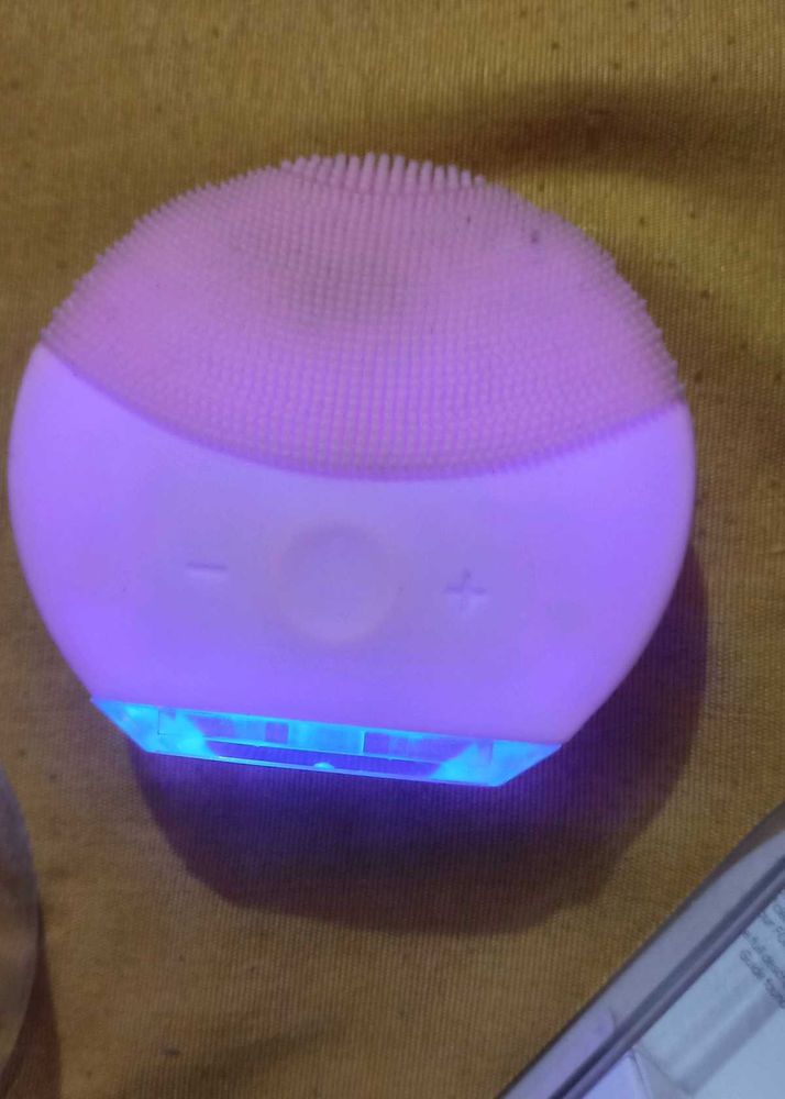 Face Massage/ Wash Machine