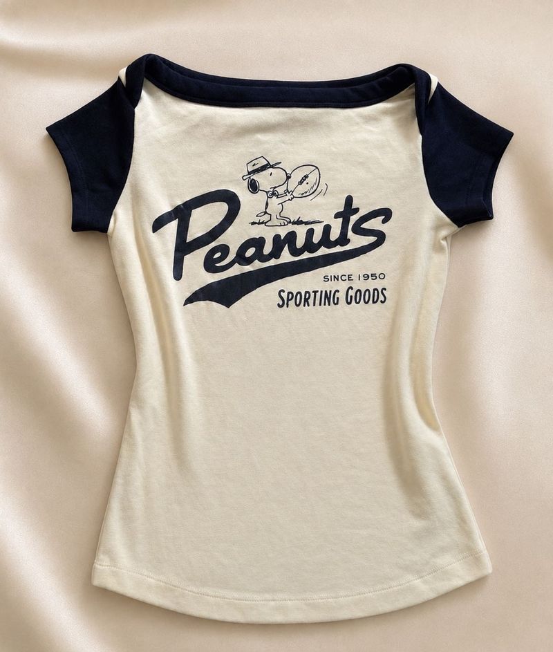 Peanuts Snoopy Fitted T-Shirt