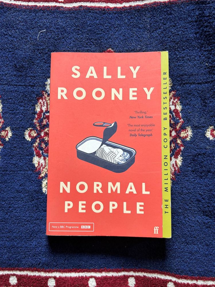 Normal People by Sally Rooney - Paperback