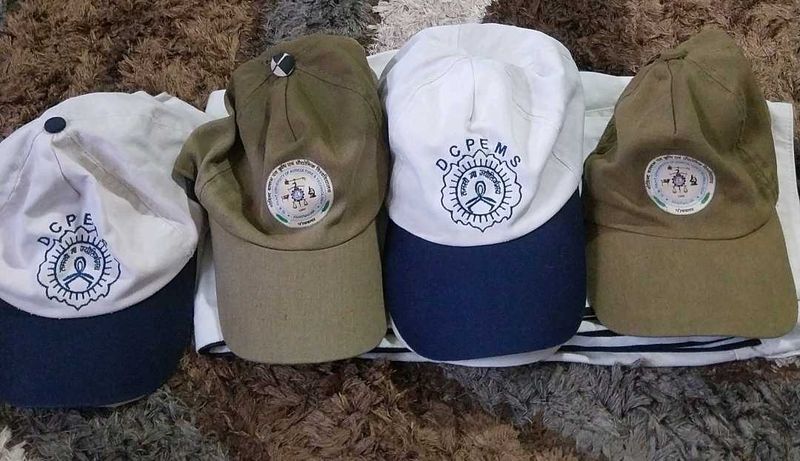 Set of 4 Caps