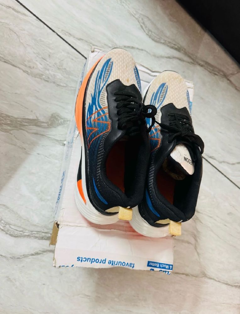 Men's Running Shoes