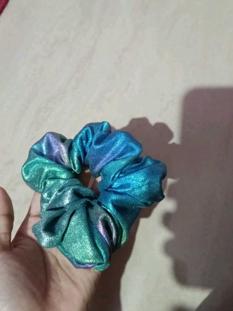 Sparkly Ombre Scrunchie 🎀🫶🏻