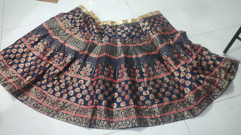 unstitched lehnga new