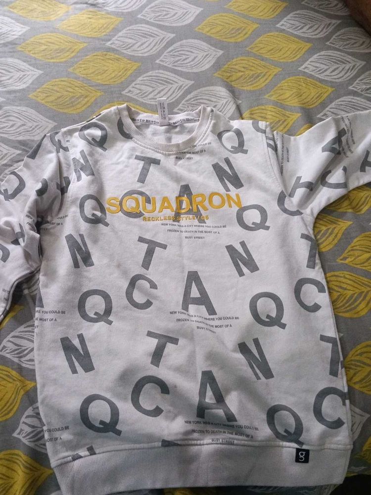 Graphic Print Sweatshirt