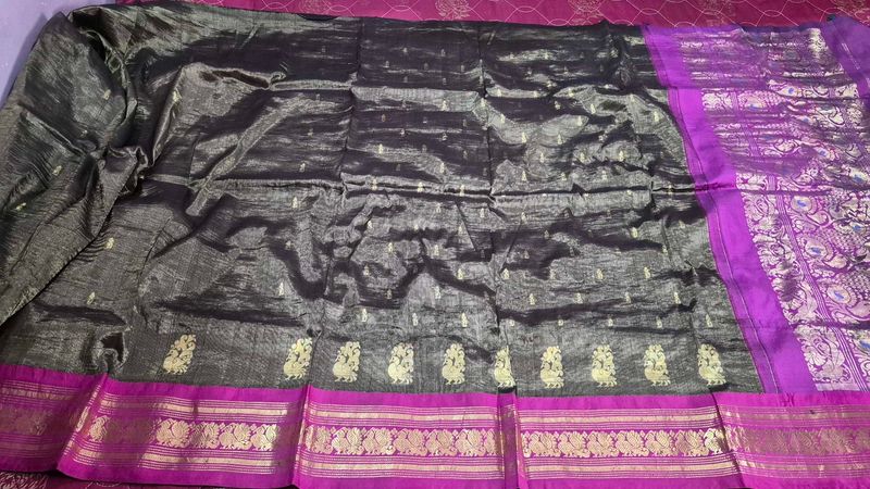 Good condition vintage kanjivaram silk saree for s