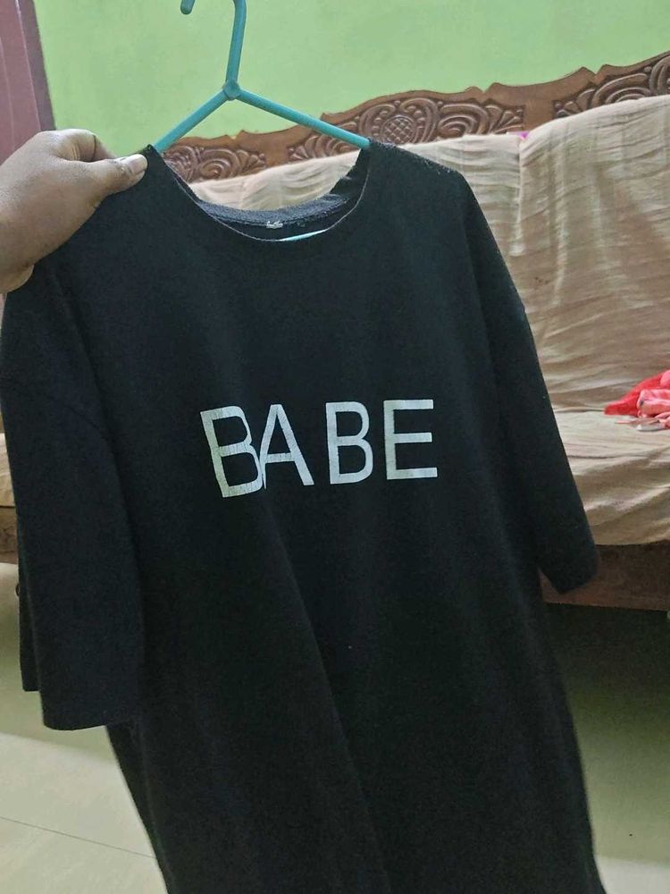 Black "BABE" Graphic T-Shirt