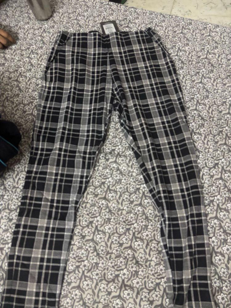 Checkered track Pants