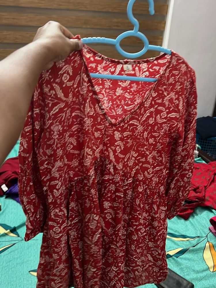 Floral Print Red Tunic Top