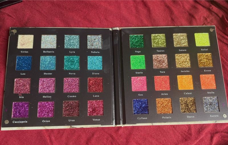 Stellar Glitter Eyeshadow Palette