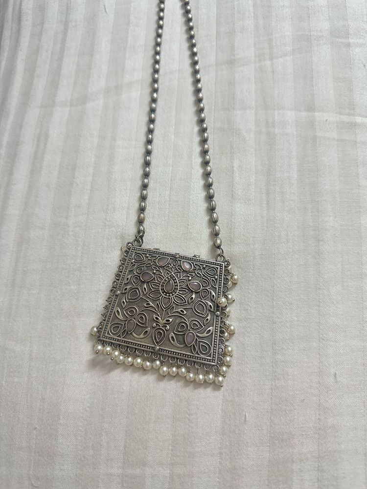 brass  Pendant Necklace with Pearls for Navaratri