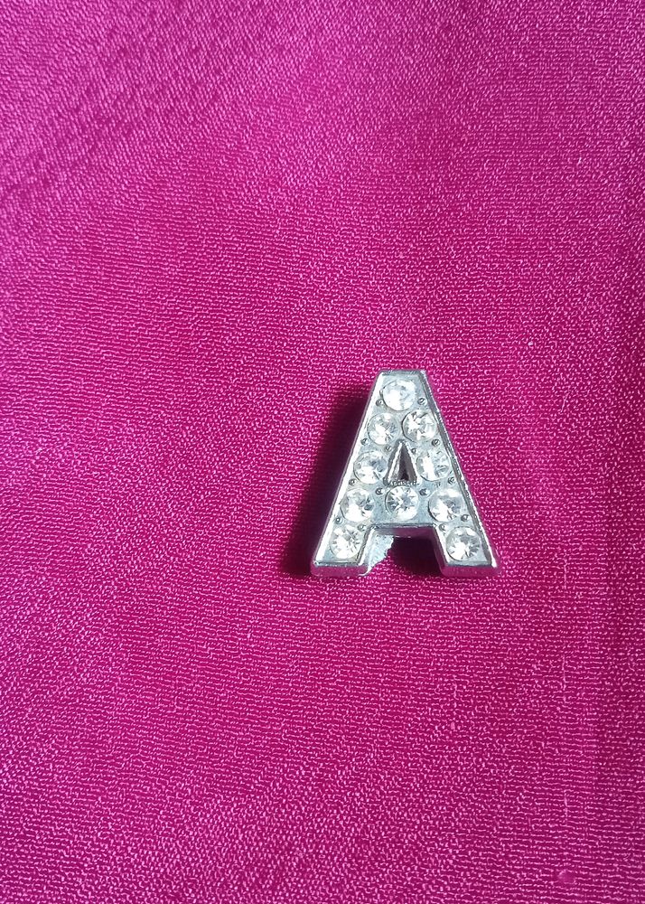 Embellished Alphabet Pendant 🅰️✨
