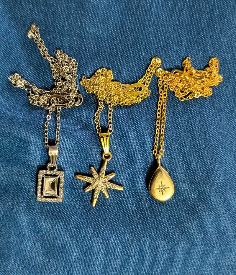 Elegant Pendant Necklace set✨
