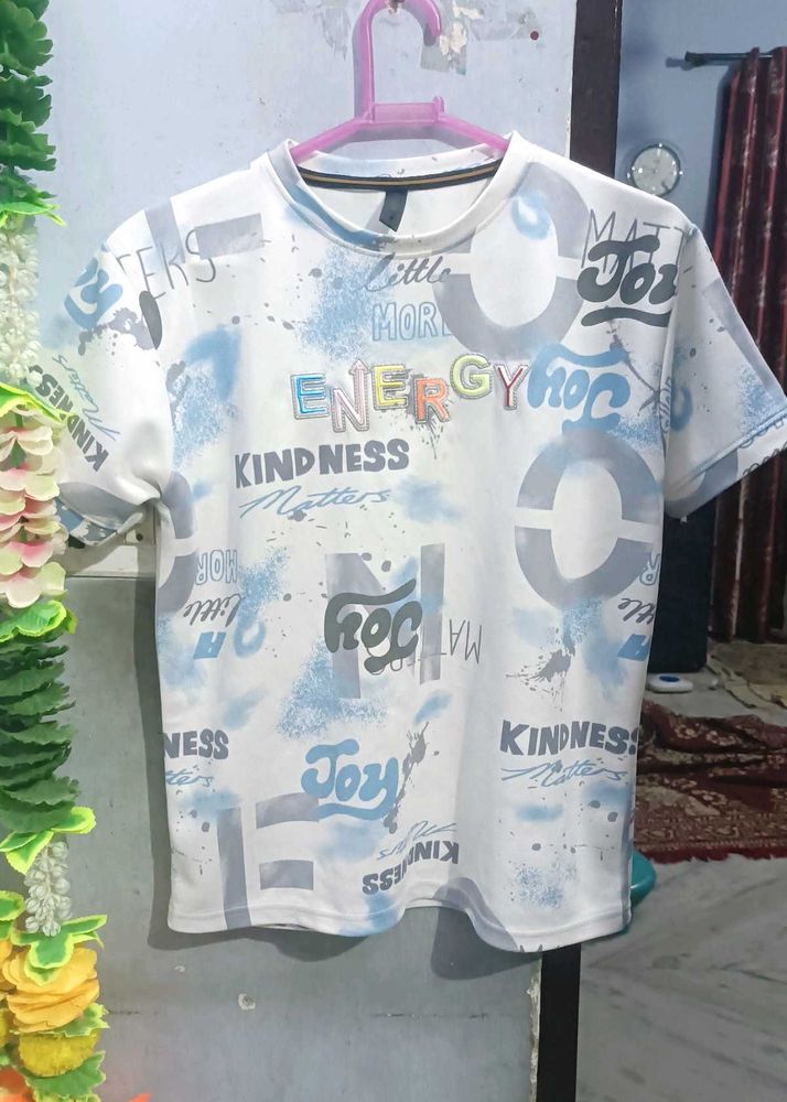 Trendy Graphic T-Shirt