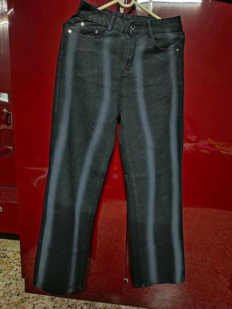 Stylish Black Flare Jeans