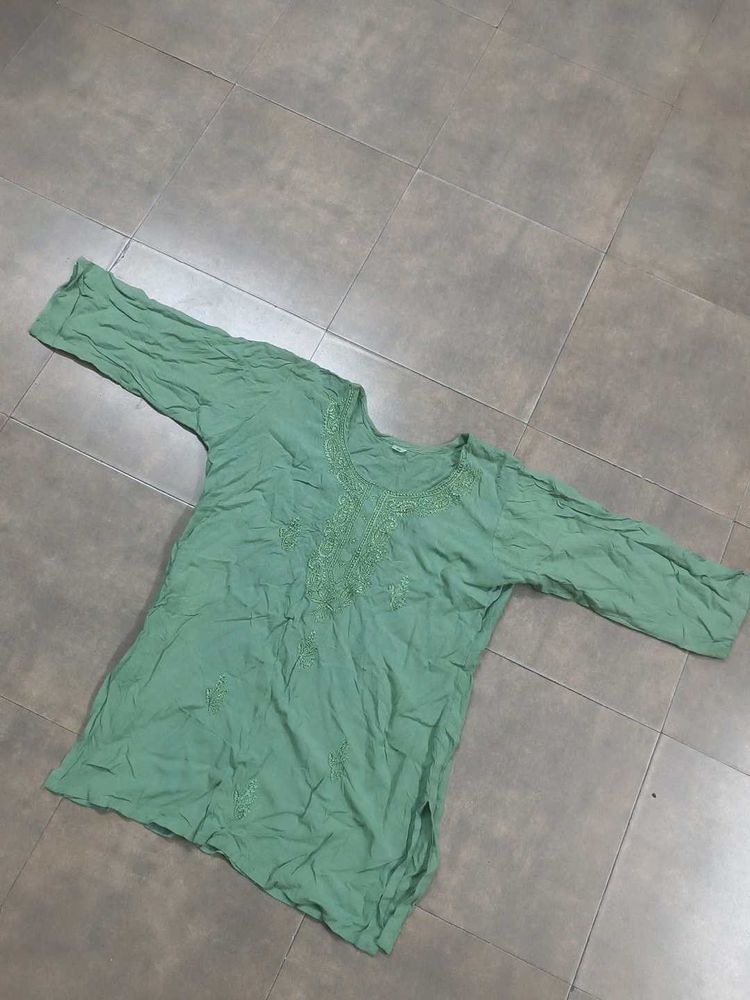 Green Embroidered Kurta