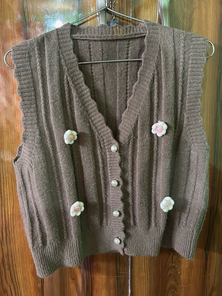 Cute Floral Knit Vest