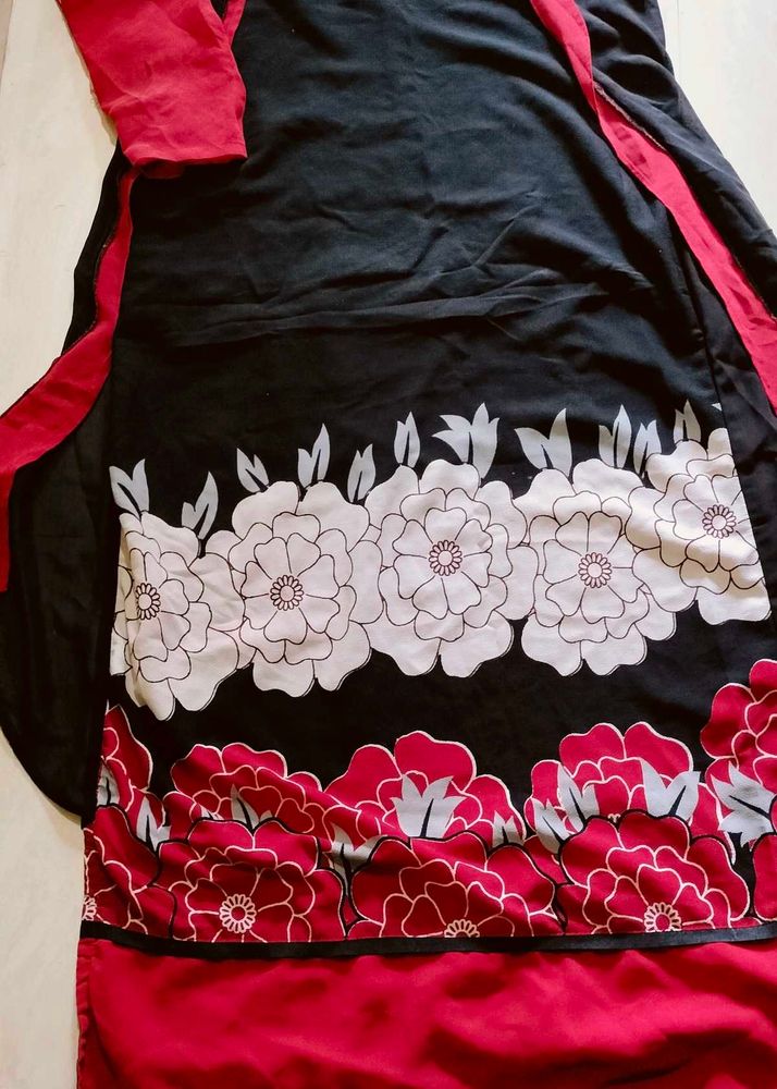 Elegant Black &amp; Red Floral Kurta Set