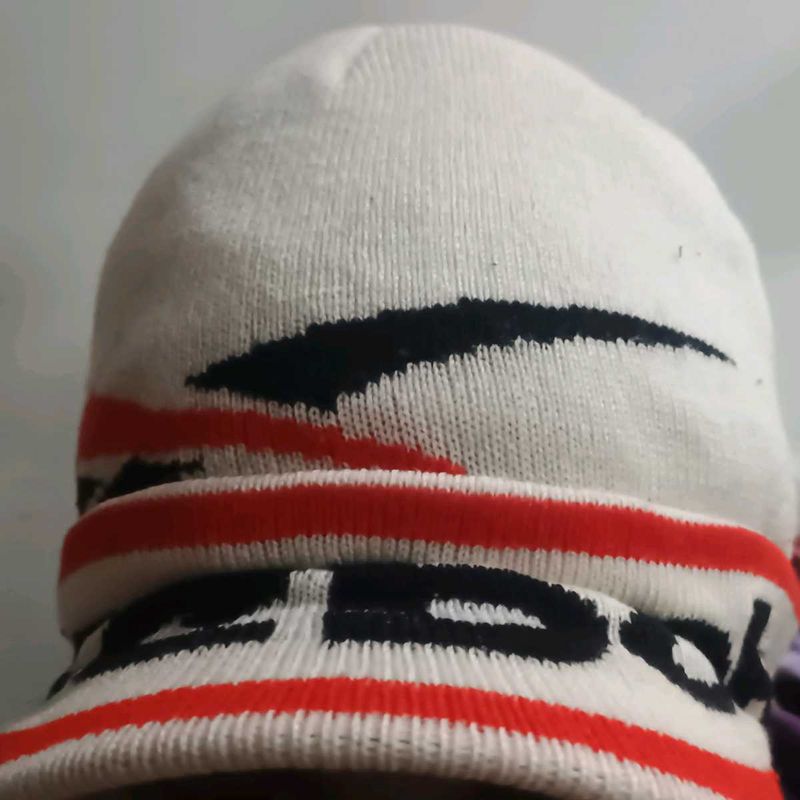Reebok winter White Beanie Hat