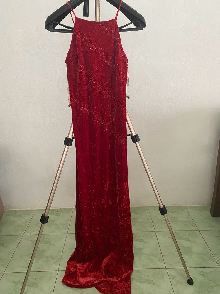 🌹Red Velvet Gown With Beadwork🌹