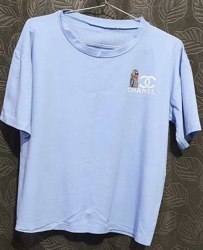 lightweight Sky Blue T-shirt