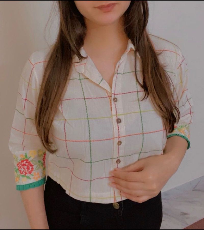 Chic Embroidered Plaid Crop Top