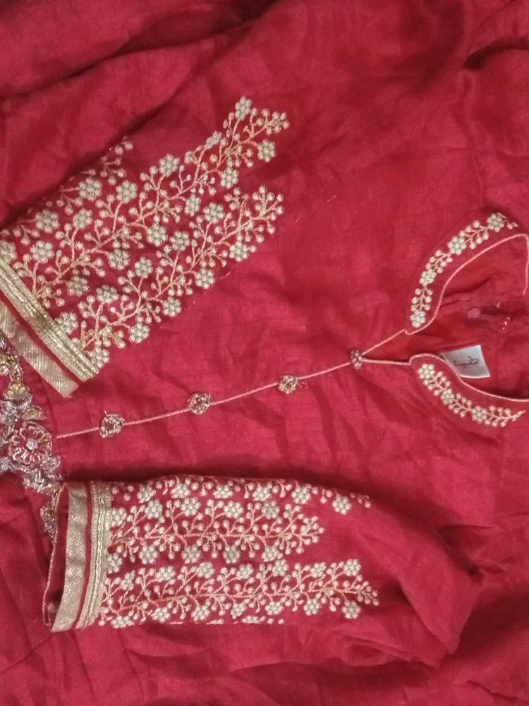 Elegant Red Embroidered Kurta Set
