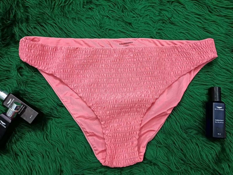 Cute Pink 🆕🎁 Bikini Bottom