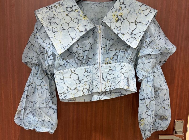 Unique Print Cropped Zip-Up Top