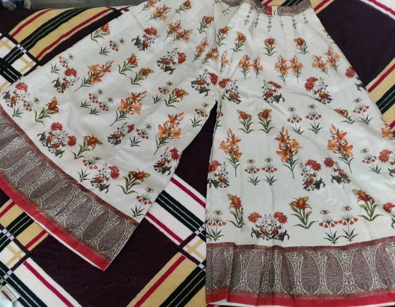 Fully Flared Floral Print Palazzo