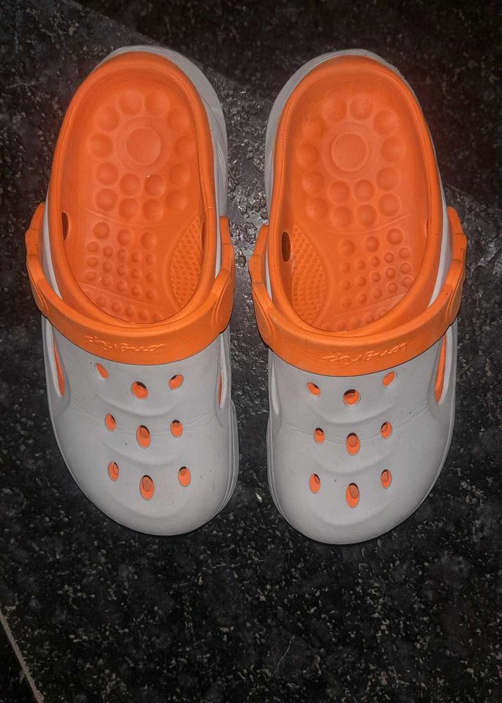 Comfortable Clog - Grey &amp; Orange