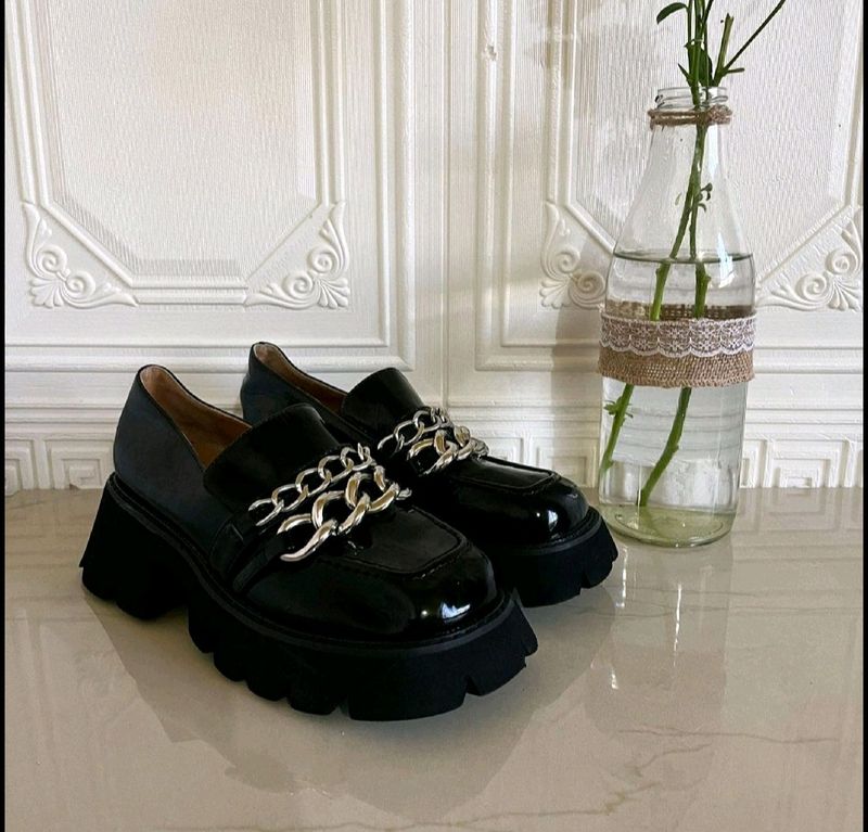 Branded High Quality Loafer