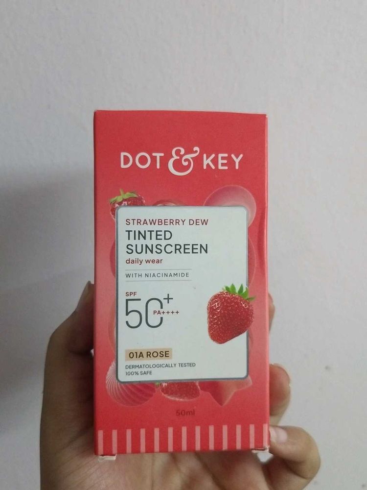 DOT &amp; KEY Strawberry Dew Tinted Sunscreen