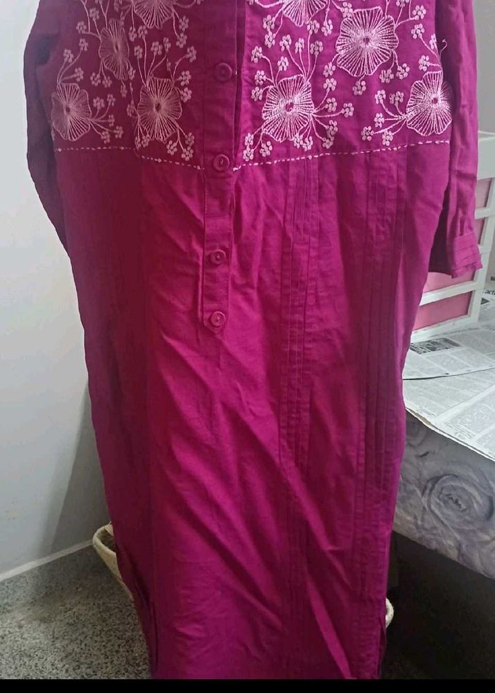 Magenta Embroidered Kurta