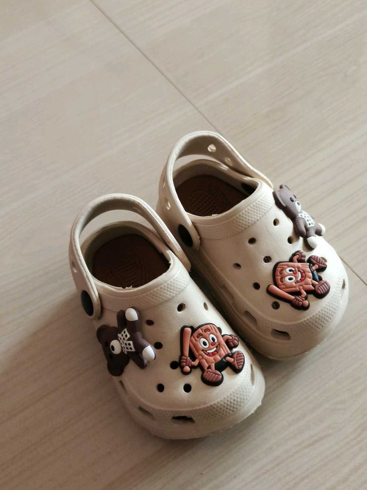 Cute Clog Sandals with Charms