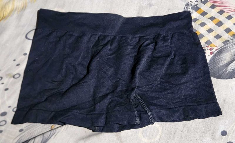 black boyshort inner