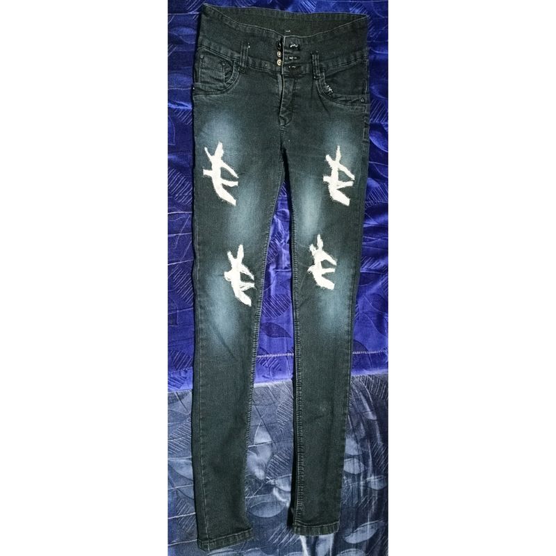 Distressed High-Waisted Skinny Jeans