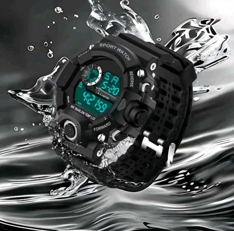 Sporty Digital Wristwatch