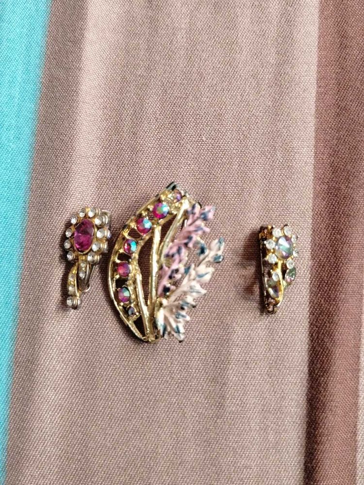 Vintage Brooch