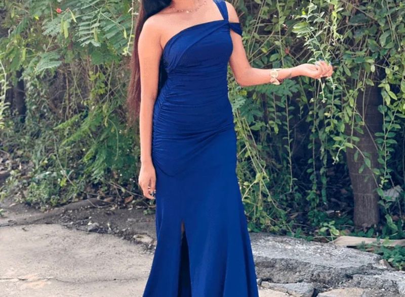 Elegant Royal Blue One-Shoulder Gown