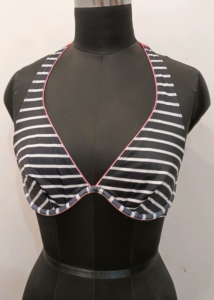 Non Padded Underwired Bra..mentioned Size 40B