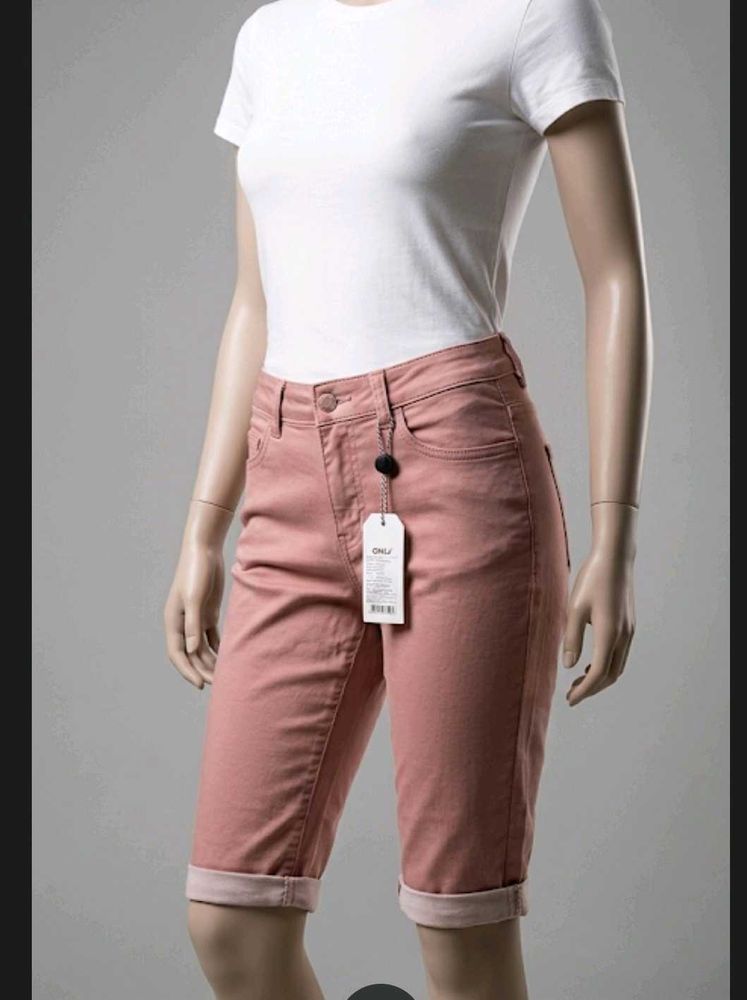 Above knee length shorts, misty rose, for girls