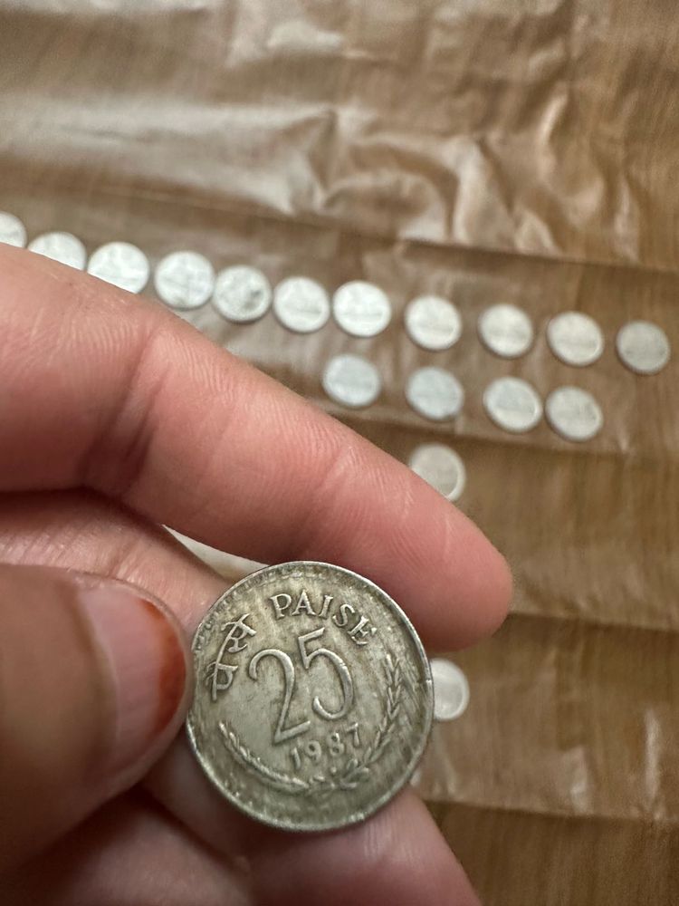 30 Piece Old Vintage Indian 25 &amp; 50 Paise Co
