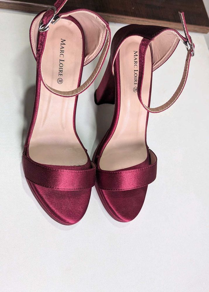 Elegant Burgundy Heeled Sandals