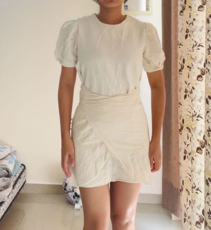 Elegant Cream Puff Sleeve Dress
