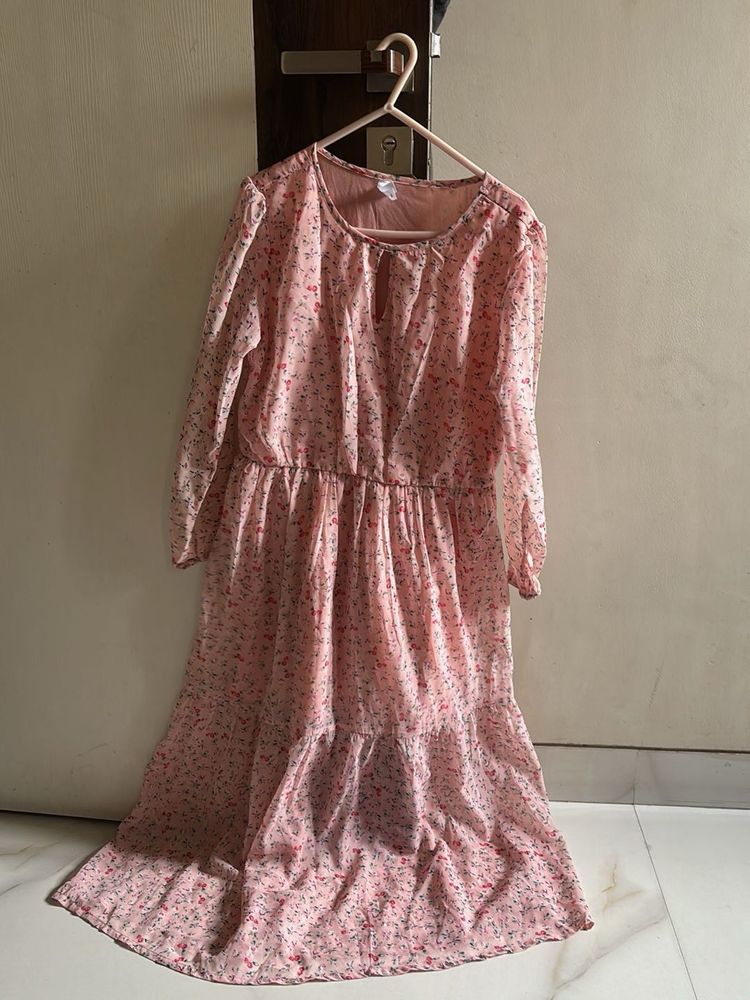 Flowy Pink Floral Midi Dress