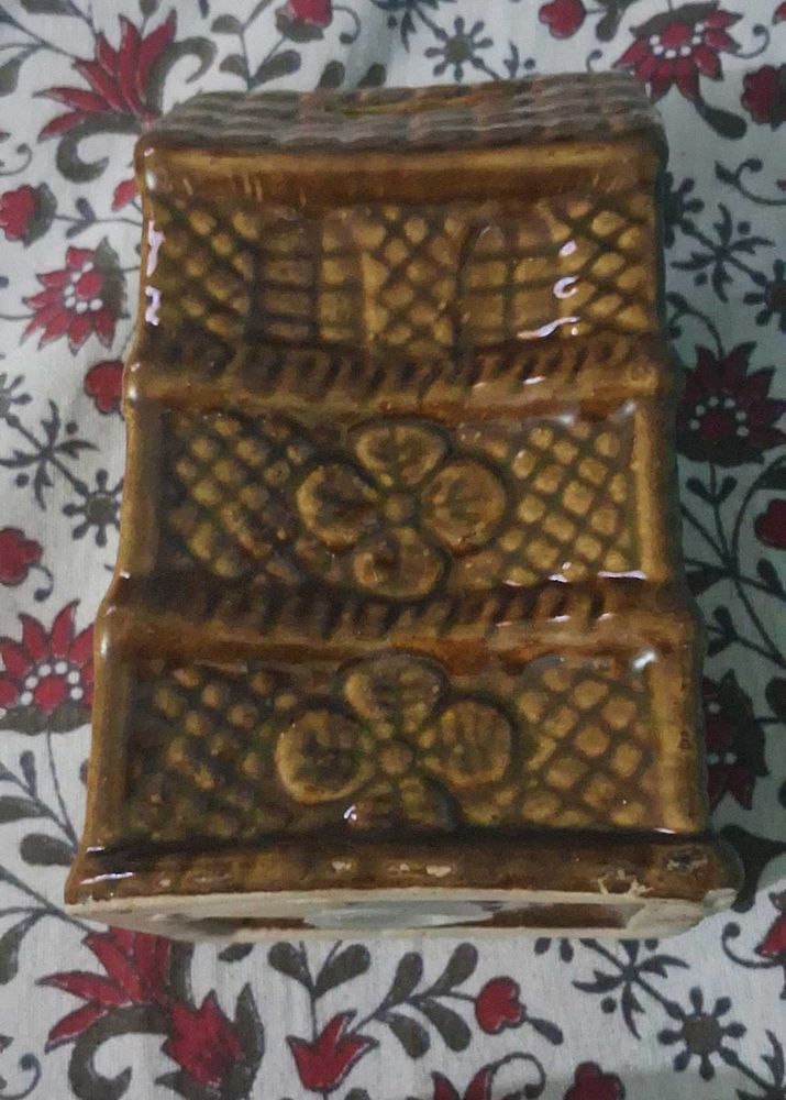 Vintage Ceramic Trinket Box