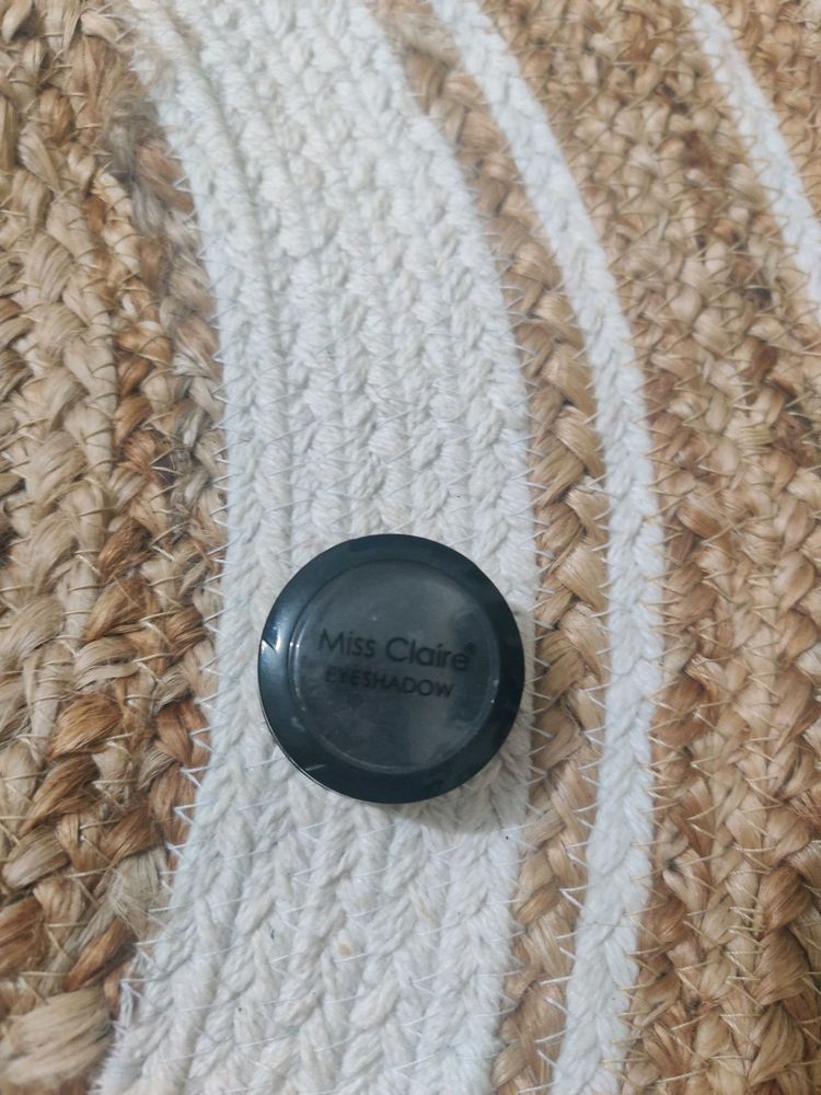 Miss Claire Black Eyeshadow