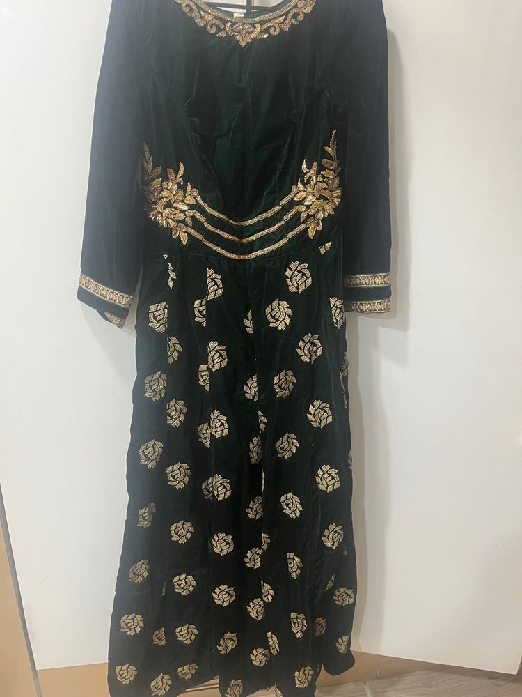 wedding wear gown with dupatta